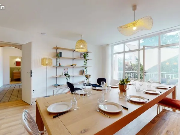 Maison 14 pièces 260 m²