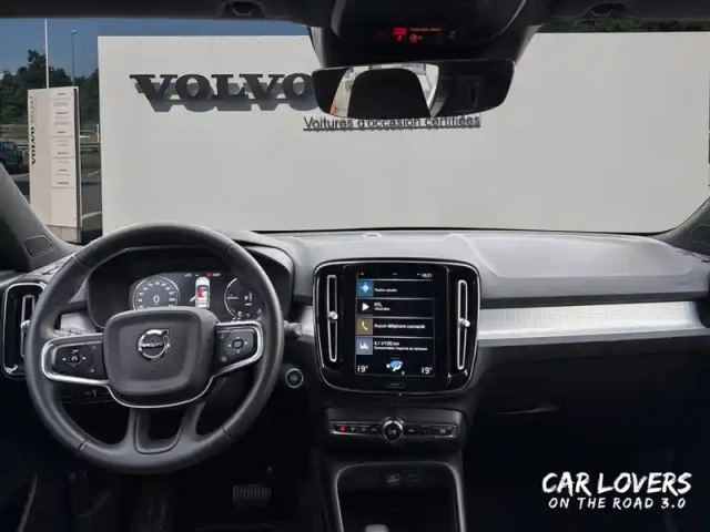 Volvo Xc40 t4 recharge 129+82 ch dct7 — photo 17