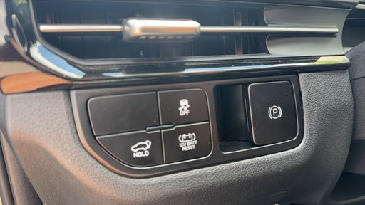 Kia Sportage 1.6 T-GDi 239 BVA8 - GT Line Premium – 2025 – 10279 km – Hybride essence – Boîte Automatique — photo 19