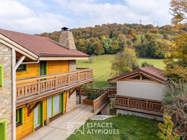 Chalet lumineux et modulable, un esprit scandinave au coeur du Doubs