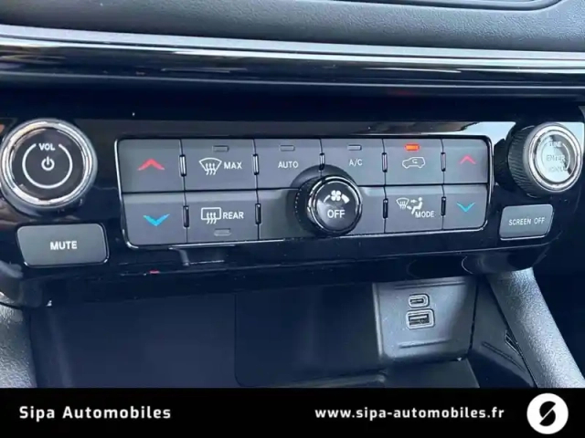 Jeep Compass 1.5 turbo t4 130 ch e-hybrid bvr7 — photo 32