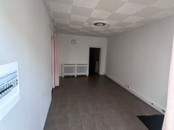 Local commercial à louer - thiers (quartier du moutier)