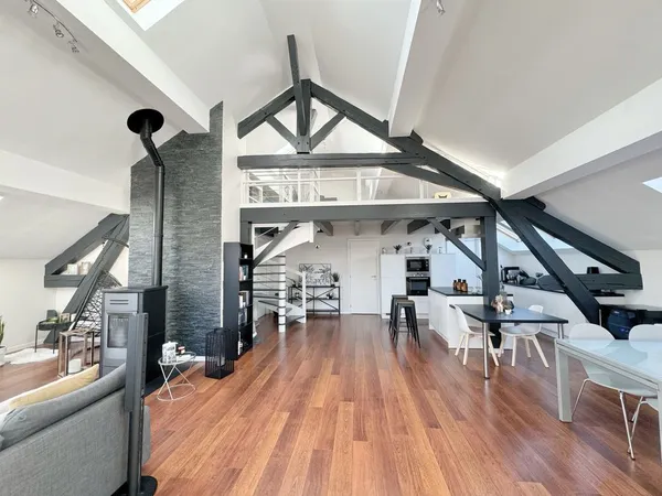 Appartement à louer Cessy
