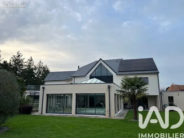 Maison 8 pièces 506 m²