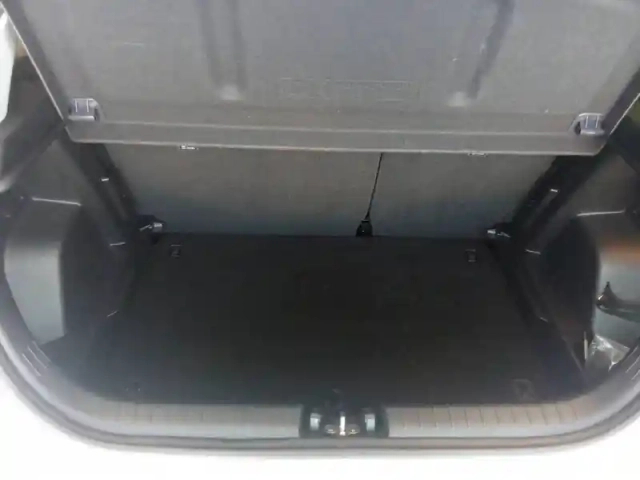 Hyundai I20 1.0 t-gdi 100 dct-7 hybrid 48v — photo 13