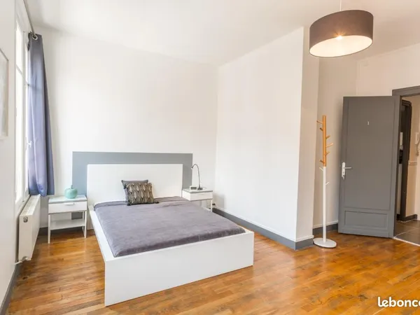 Chambre 1 pièce 18 m²
