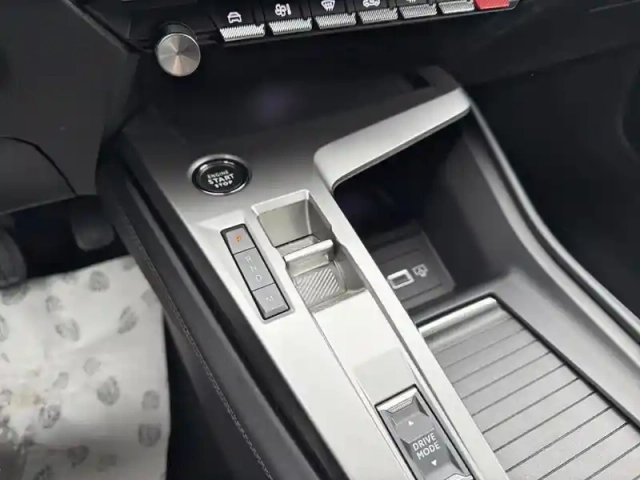 Peugeot 308 sw puretech 130ch s&amp;s eat8 allure — photo 24