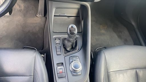 BMW X1 sDrive 18i 140 - Business Design – 2019 – 97629 km – Essence – Boîte Manuelle — photo 7