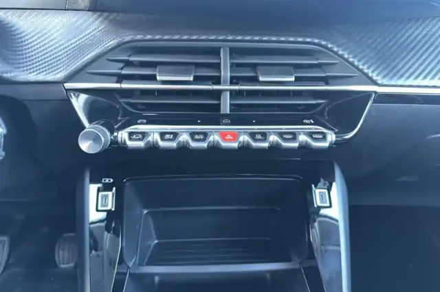 Peugeot 208 100 s&amp;s bvm6 — photo 47