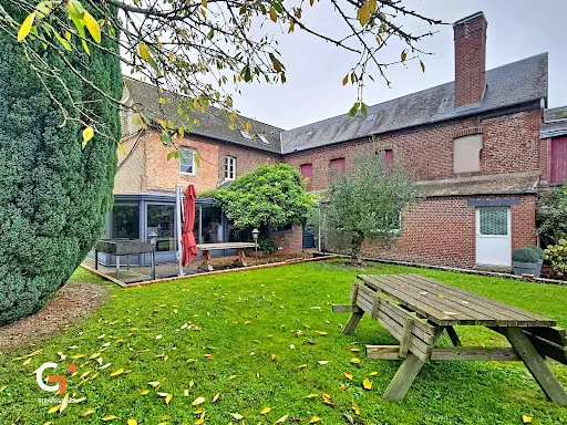 Maison 8 pièces 136 m²