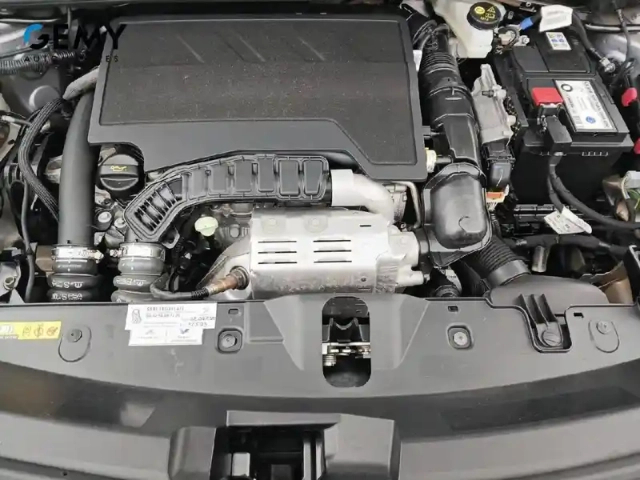 Peugeot 2008 puretech 130 s&amp;s eat8 — photo 99