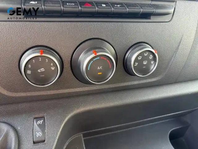 Renault Master fgn trac f3500 l2h2 blue dci 135 — photo 15