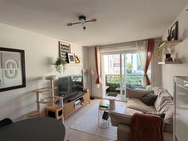 Beau T2 Meublé 40 m2 Balcon Séné Poulfanc / Vannes Centre