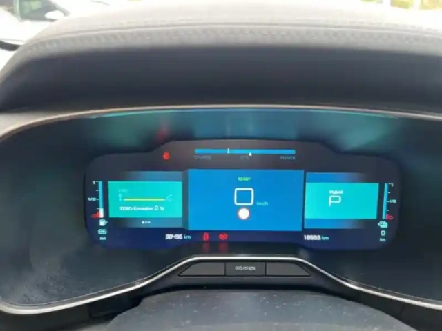 Citroën C5 Aircross hybrid rechargeable 225ch shine ë-eat8 — photo 15