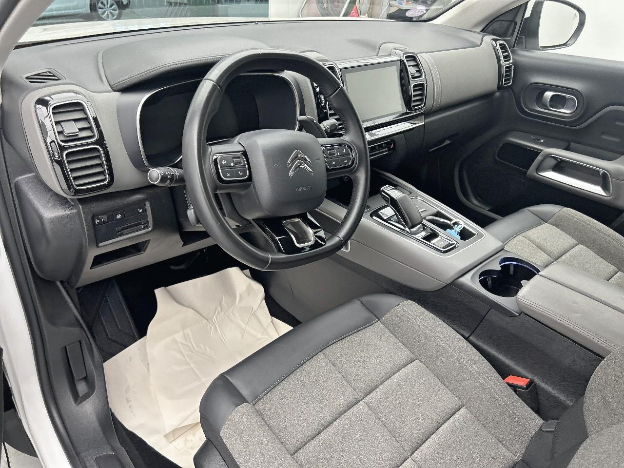 Citroën C5 Aircross hybride rechargeable 225 s&s e-eat8 feel — photo 9