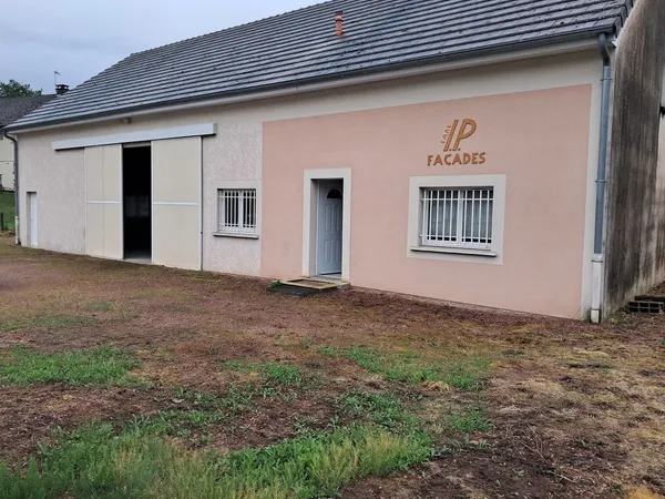 Local d’activité et entrepôt Location Montcenis 5p 280m² 1390€
