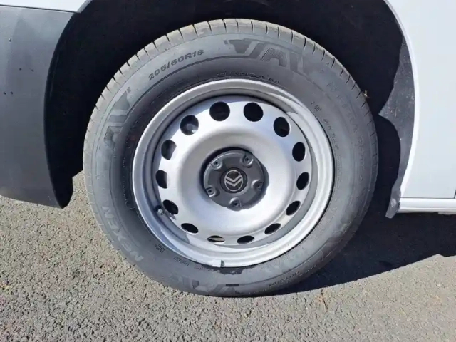 Citroën Berlingo van m 650kg bluehdi 100 s&amp;s bvm6 — photo 13
