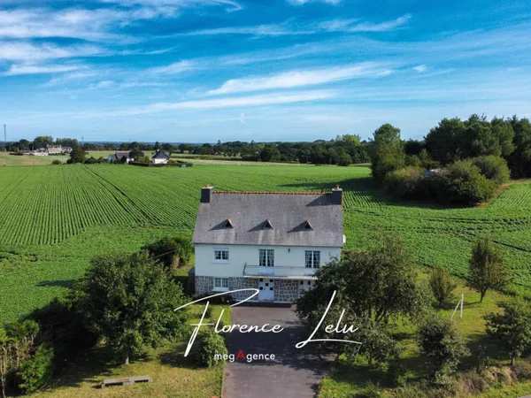 Maison familiale - 3 chambres - 2000 m²- Hangar