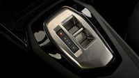 Peugeot 2008 1.2 Hybrid 145ch Style e-DCS6 — photo 29