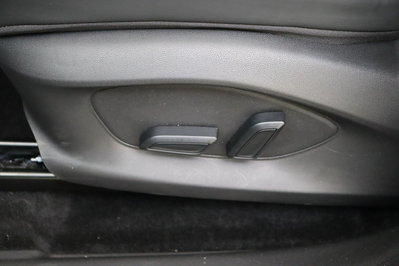 MG ZS — photo 25