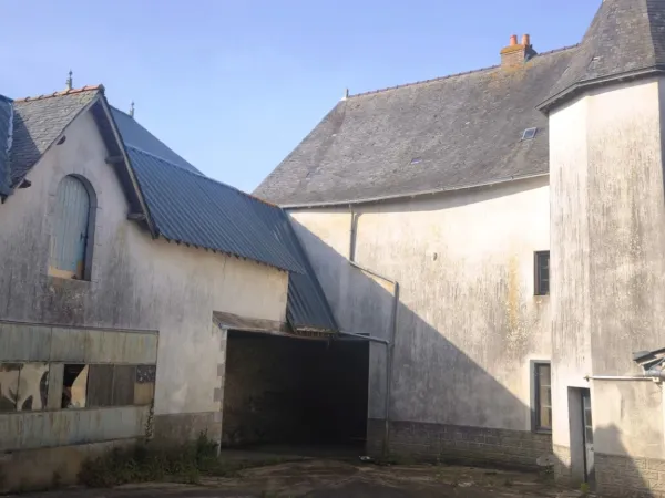 Ensemble immobilier- coeur de bourg - Chémeré-le-Roi