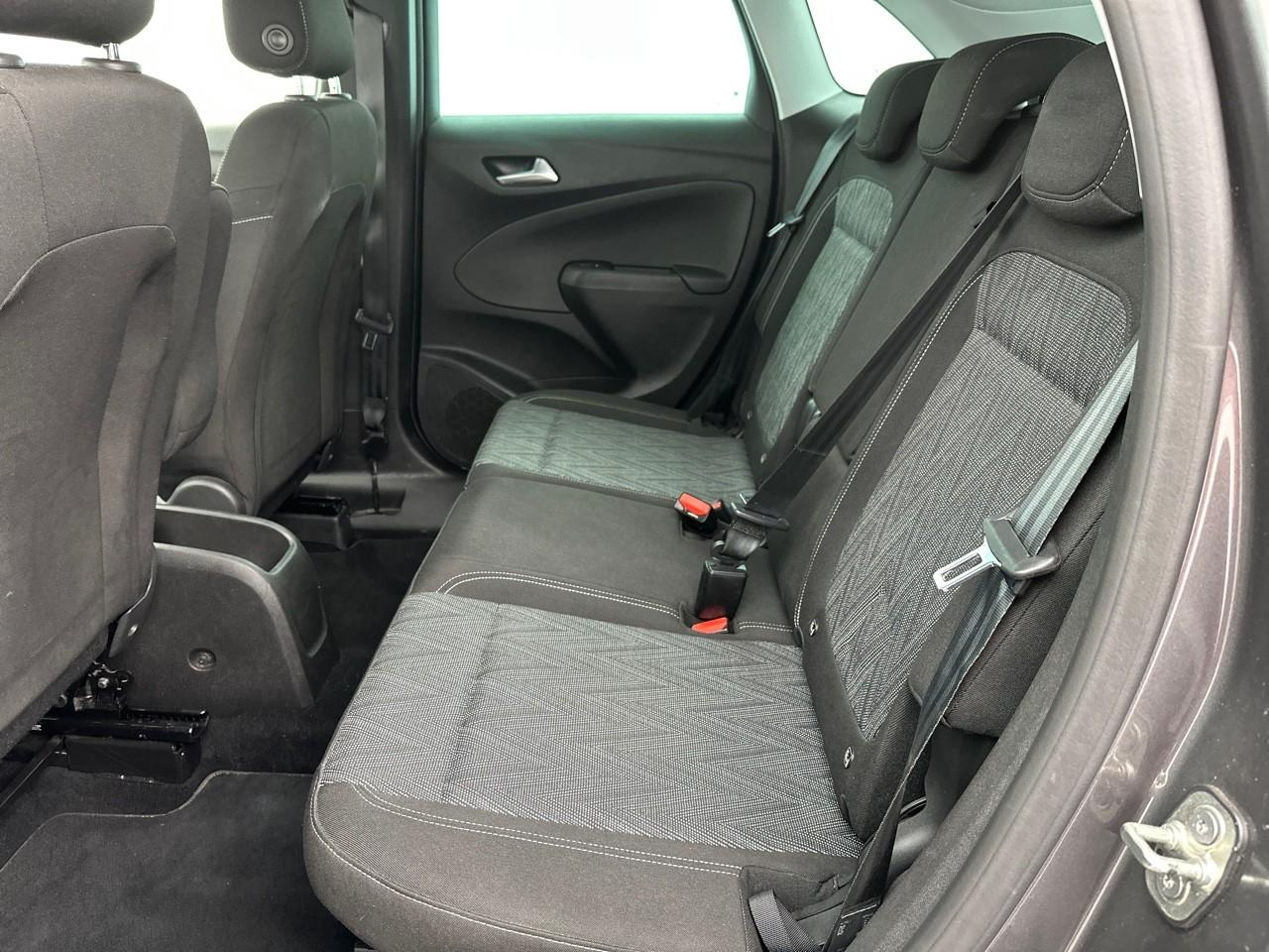 Opel Crossland x 1.2 turbo 130 ch design 120 ans — photo 12