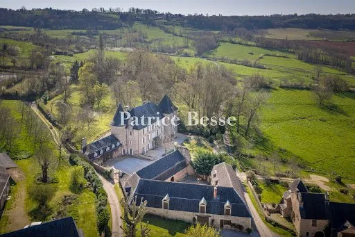 Château 20 pièces 750 m²