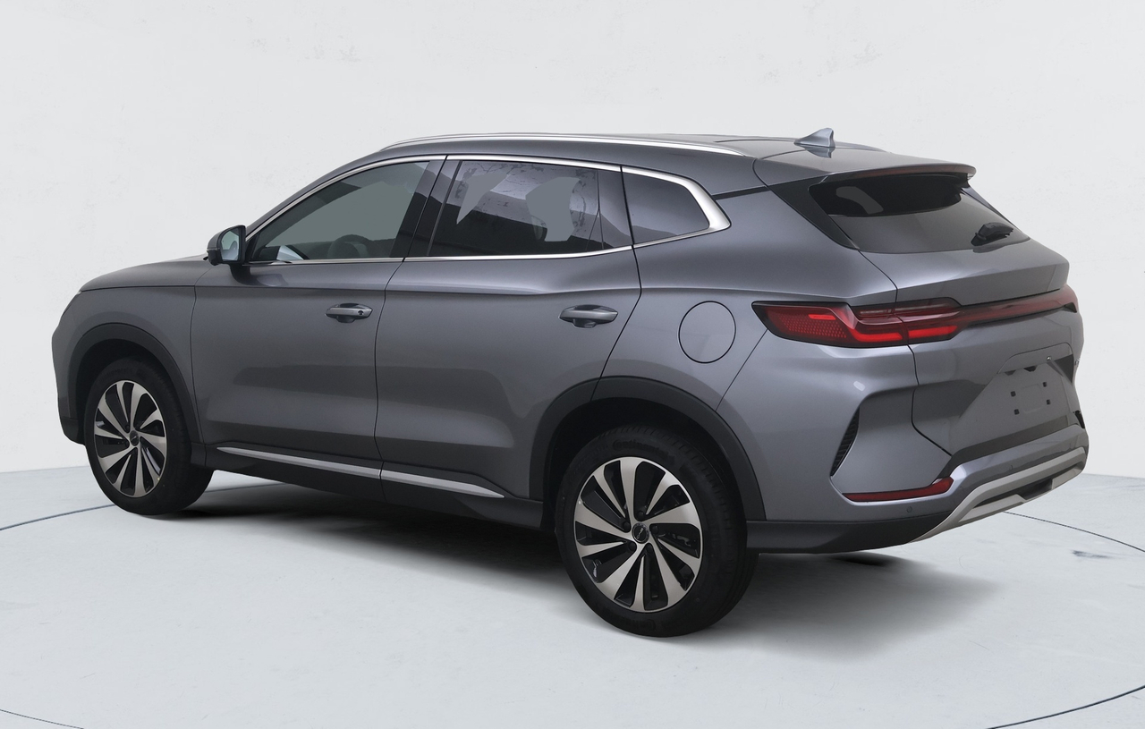 BYD Seal U — photo 2