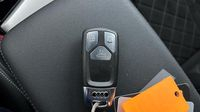 Audi A4 Avant 35 TDI 163ch Competition S tronic 7 — photo 16
