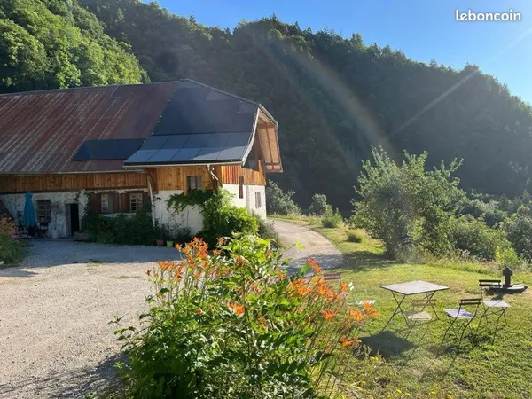 Coloc en pleine nature près de Serraval