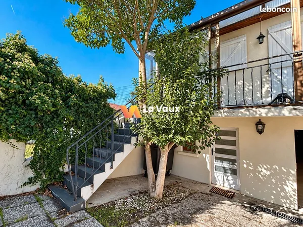 Maison 5 pièces 160 m²