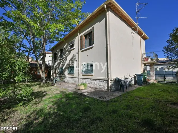 Maison 8 pièces 130 m²