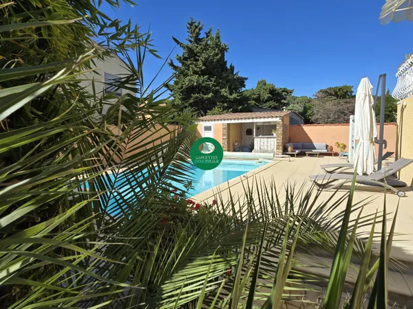 Maison T6 avec appartement T2 avec garage et piscine
