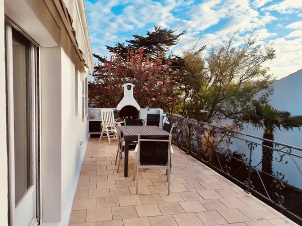 Noirmoutier-en-l'Ile. Maison en impasse non mitoyenne à 300