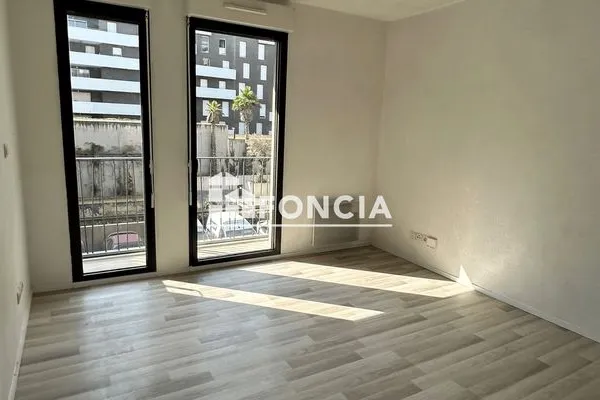 Studio 1 pièce 23 m²