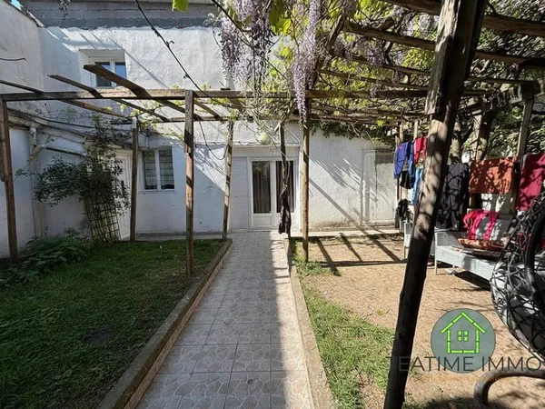 Immeuble 158 m²