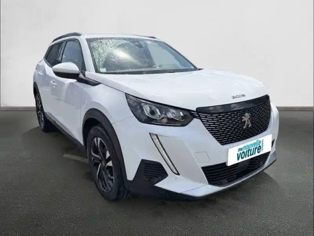 Peugeot 2008 puretech 130 s&amp;s eat8 — photo 3