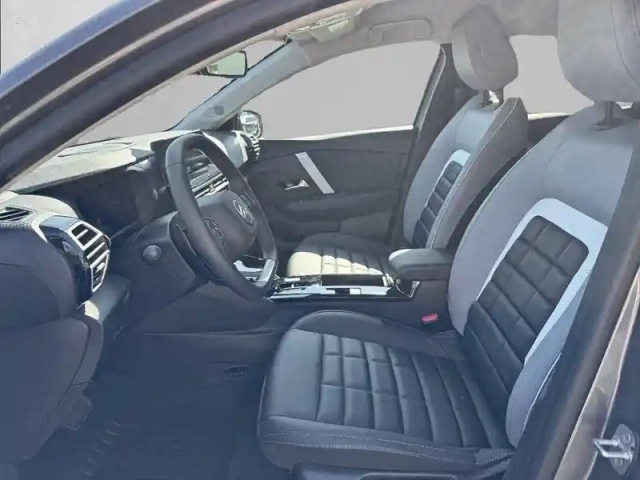 Citroën C4 hybride 145 ch e-dcs6 — photo 11