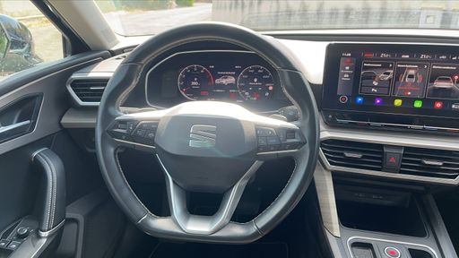 Seat Leon 1.5 eTSI 150 DSG7 - Xcellence – 2022 – 38684 km – Hybride essence – Boîte Automatique — photo 41