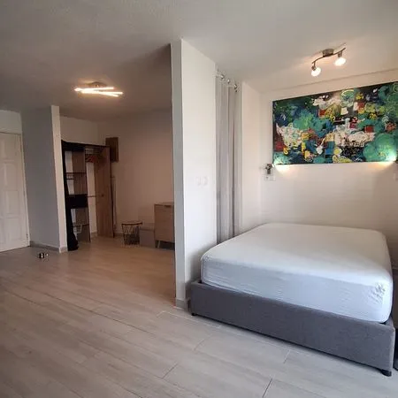A louer Studio meublé 31 m² - Schoelcher - 750 charges comprises