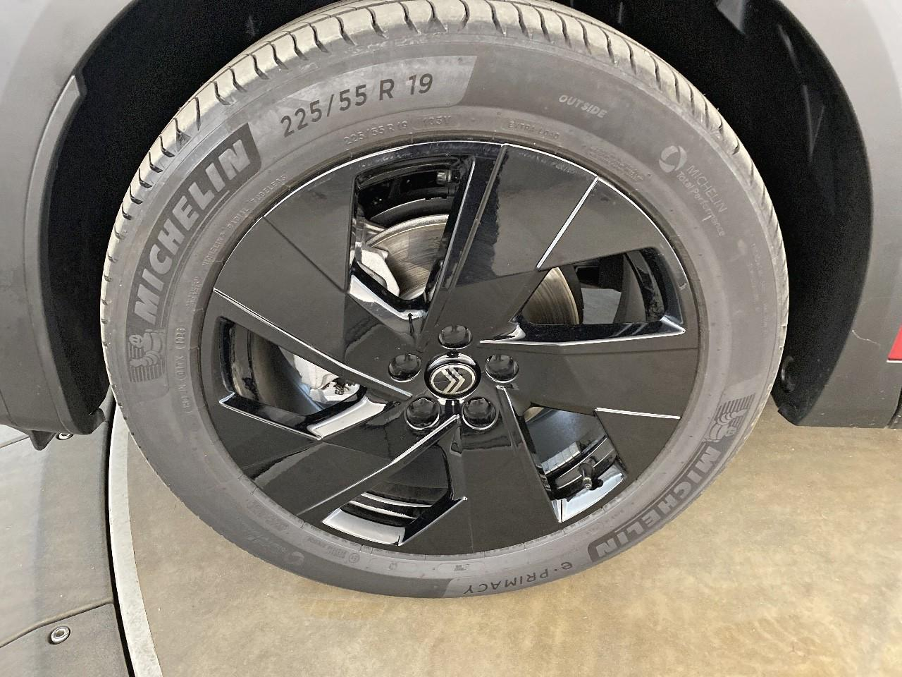 Citroën C5 Aircross hybride 145 ch e-dcs6 max — photo 11