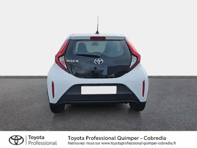 Toyota Aygo X 1.0 vvt-i 72ch dynamic my23 — photo 4