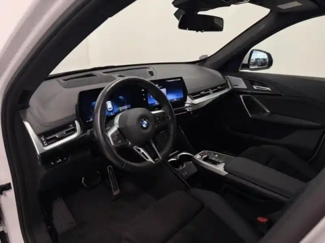 Bmw X1 sdrive18i 136ch m sport — photo 6
