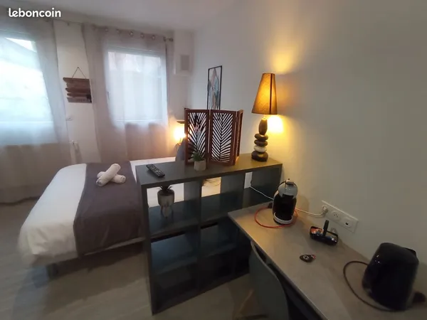 Studio meublé en résidence