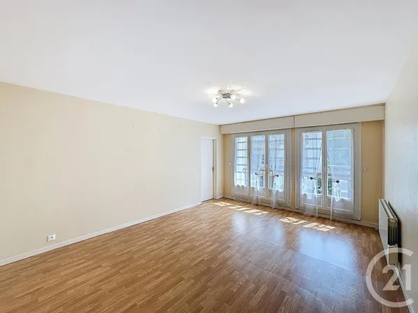 Appartement 3 pièces 82 m²