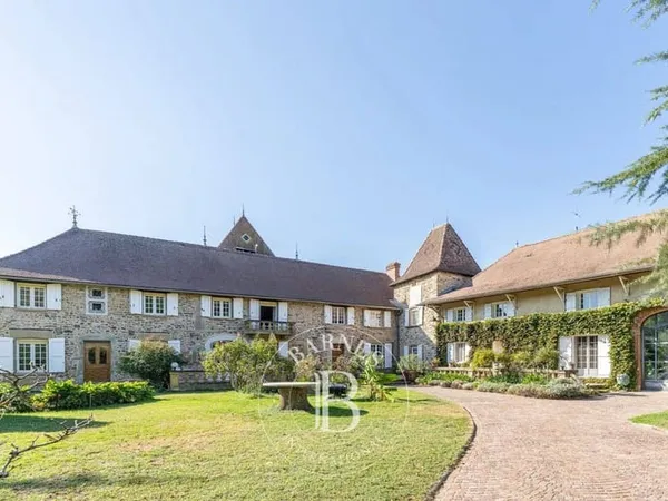 Château 14 pièces 470 m²