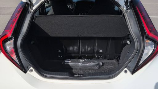 Toyota Aygo X 1.0 VVT-i 72 BVA5 - Dynamic – 2025 – 2454 km – Essence – Boîte Automatique — photo 31