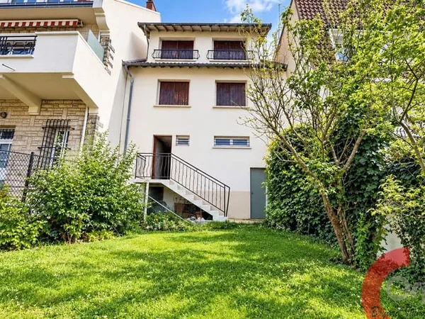 Maison 5 pièces 109 m²