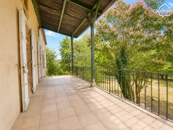 Propriété 5 pièces 105 m²