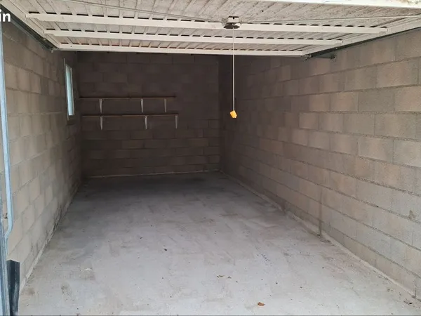 Location garage fermé